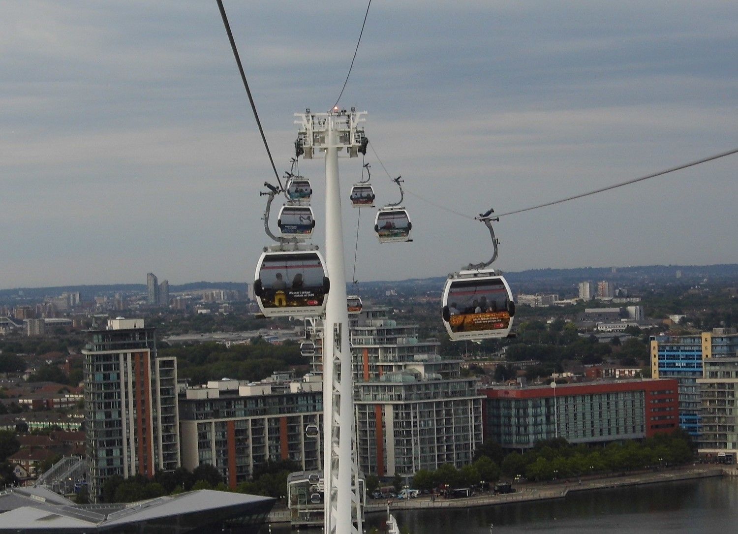 Különleges londoni átkelés a Temzén: Emirates Cable Car