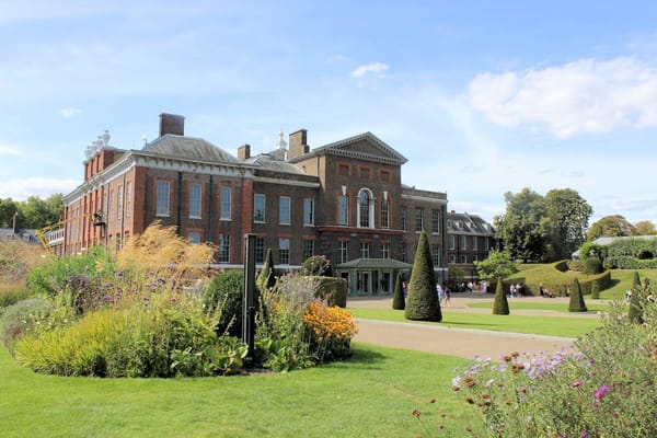 A londoni Kensington Palota süllyesztett kertje