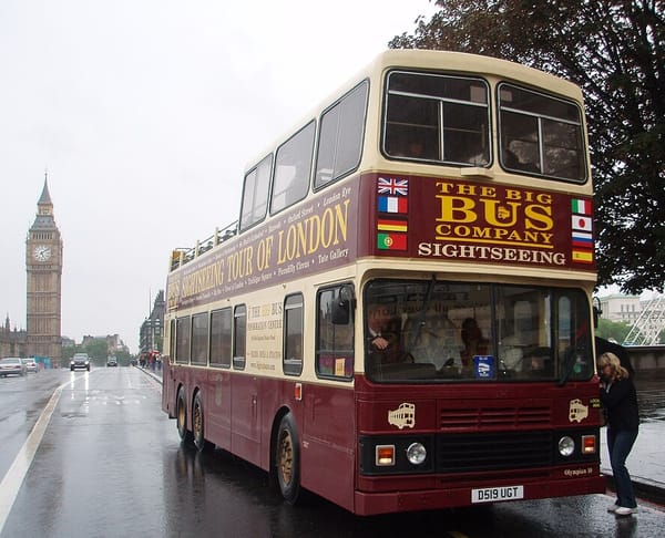 Londoni tippek: a városnéző hop-on hop-off buszok