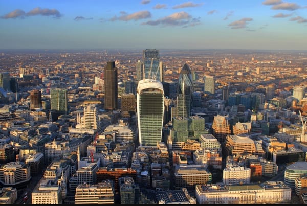 London titkai: kié London földje?